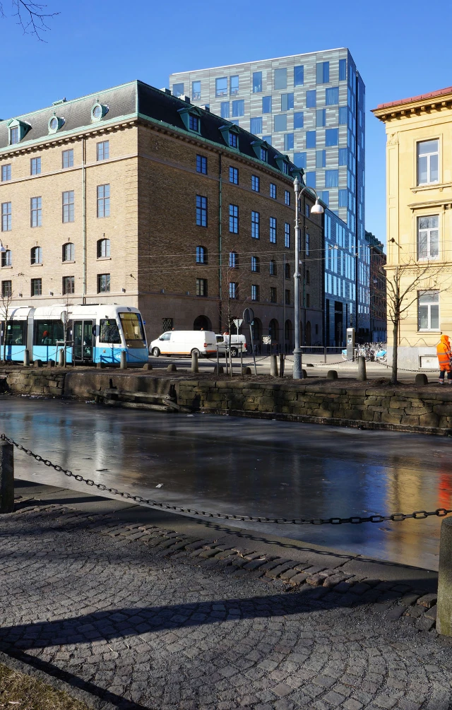 post_hotel_gothenburg_street_view_brick_building_copper_walls_nordic_green_living