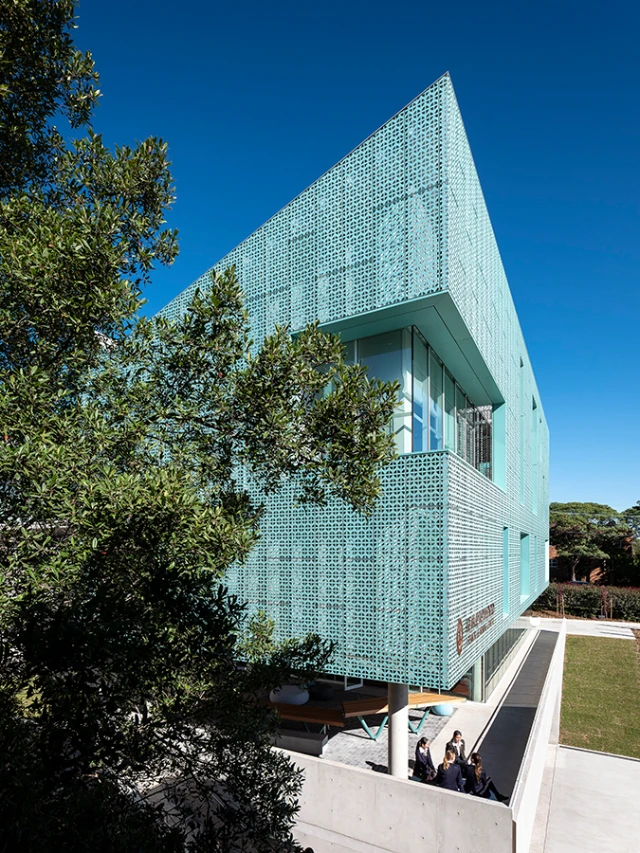 Ravenswood_School_Nordic_Blue3